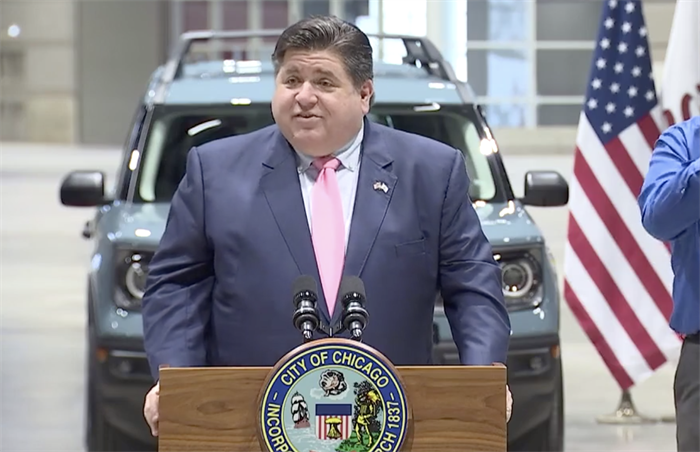 700700p718EDNmainimg-PRITZKER-05041.png
